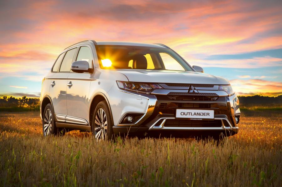  Mitsubishi Outlander 2018 года  (CIS) (фото 30 из 41)